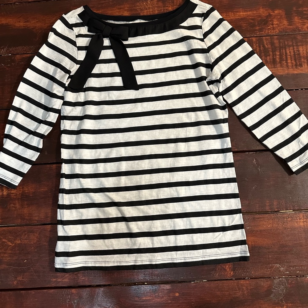 Size small Loft shirt